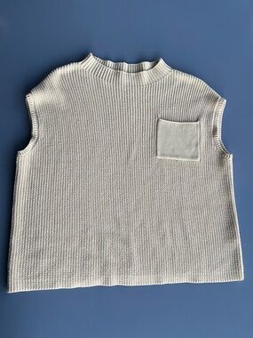 Sleeveless Knit Pocket Top - Cream